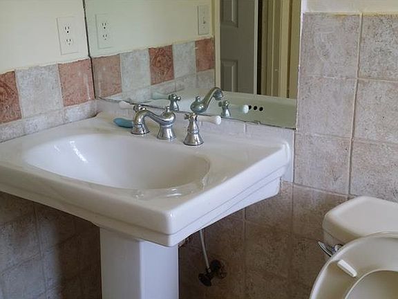 4th image of 5802 Willow Bud Ct