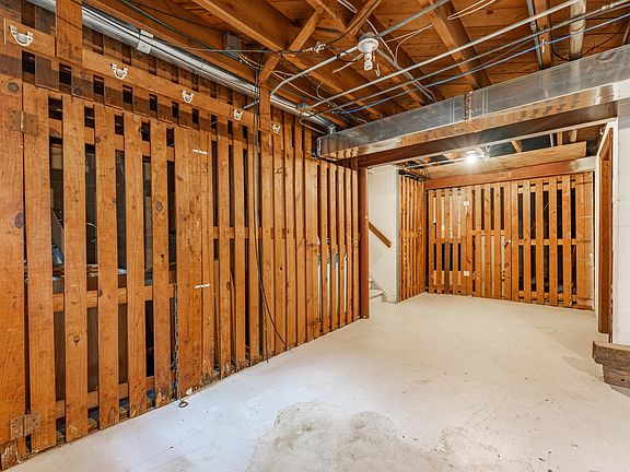 5th image of 2319 Auburn St #2E