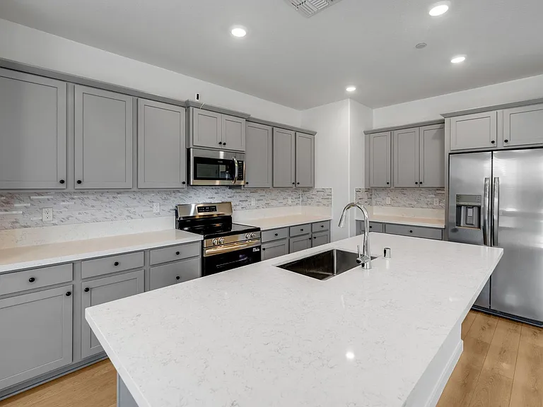 12628 Hereford Ave — Photo 13