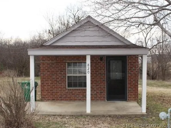 820 N 10th St, Sapulpa, OK 74066