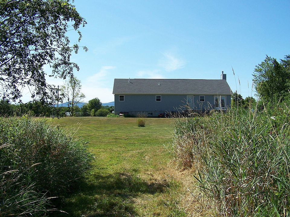 2nd image of 168 Cemetery Rd
