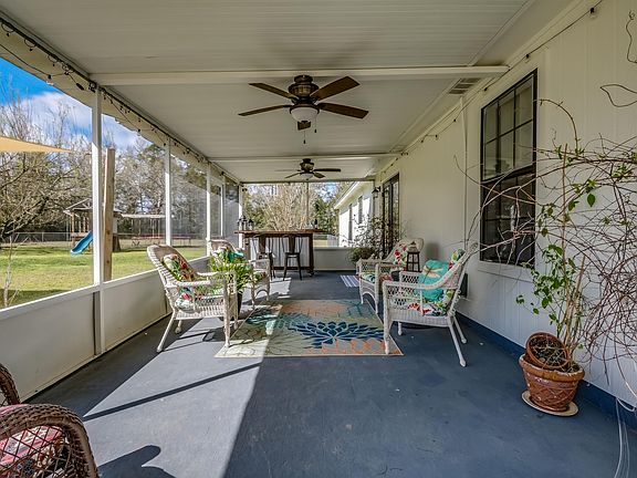 5th image of 121 Windsong Cir S