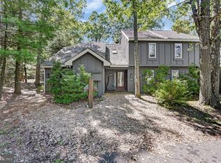 40 Alpine, Lake Harmony, PA 18624