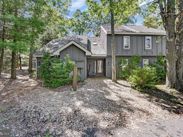 40 Alpine, Lake Harmony, PA 18624