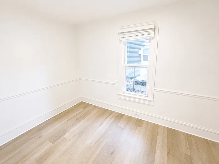 668 Sherman St — Photo 5