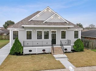 3317 Dauterive Dr, Chalmette, LA 70043