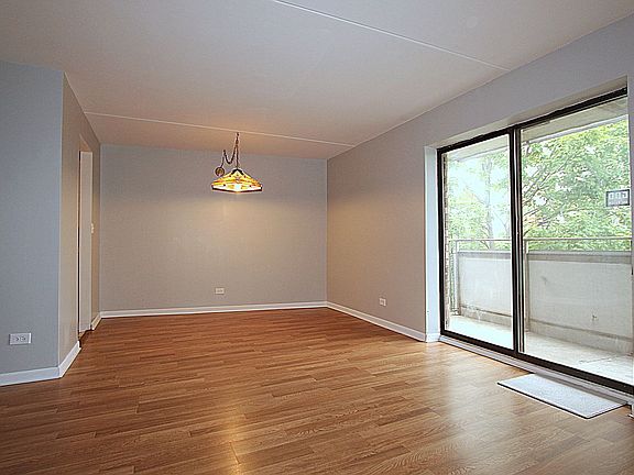 4th image of 1463 Mercury Dr APT 401