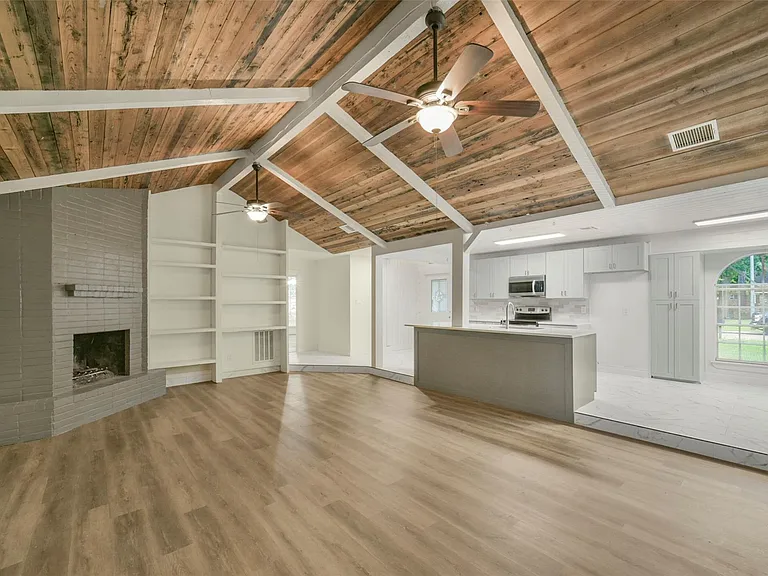 23122 Whispering Willow Dr — Photo 3