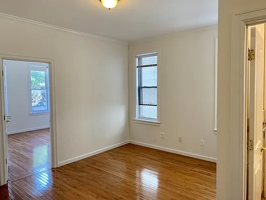 Rented by Signature Spaces NYC Corp | media 11