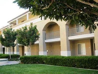 3rd image of 1950 Camino De La Reina Unit 1108