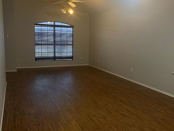 3rd image of 1147 Darren Dr