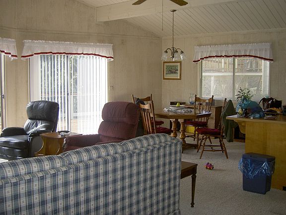 Family room right