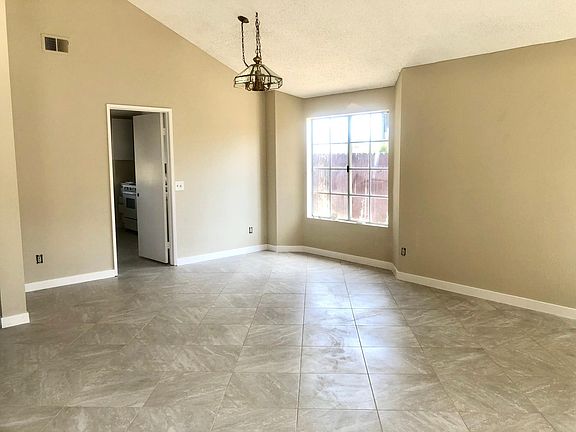 5th image of 11724 Country Flower Ln