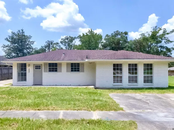 1323 Village Park Dr, Baton Rouge, LA 70810