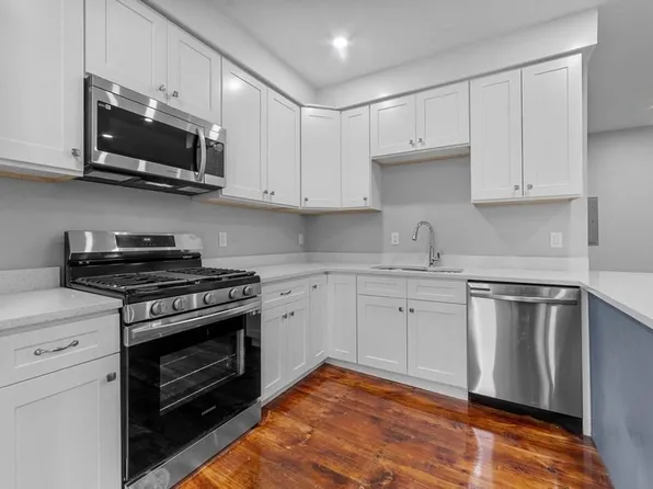 376 Chestnut St #1, Gardner, MA 01440