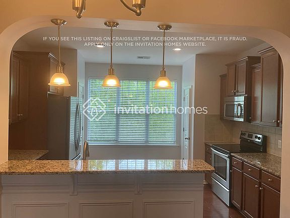 2nd image of 842 Windy Falls Dr