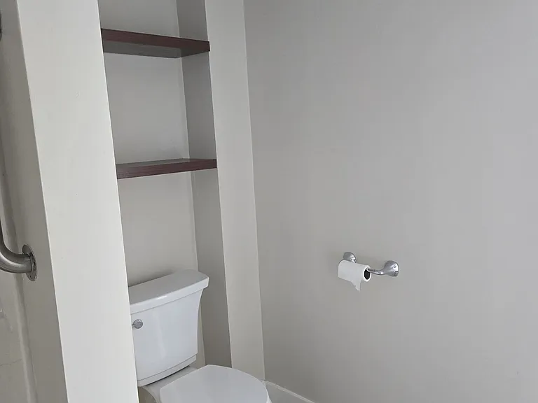 213 Glaser St — Photo 17