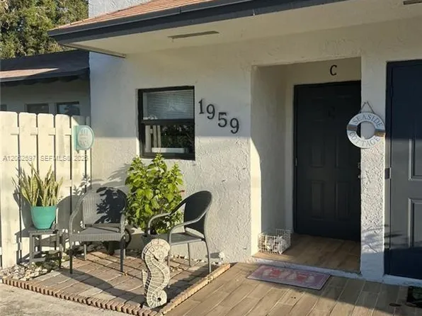 1959 SE 3rd St #C, Deerfield Beach, FL 33441