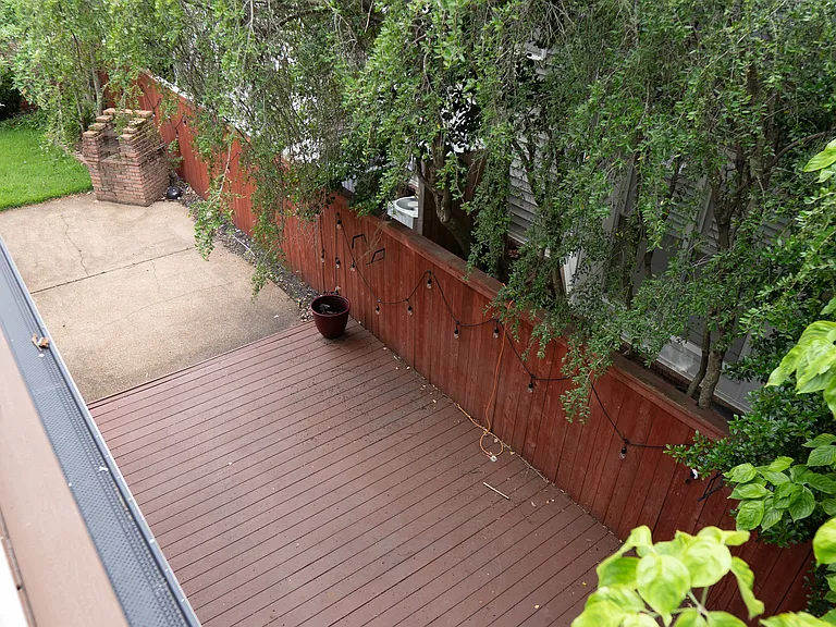 83 Asphodel Dr — Photo 31