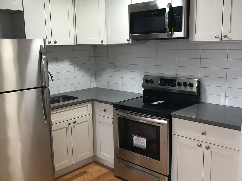 1st image of 3053 Villa Ave #3K