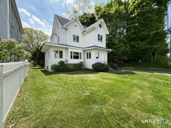 74 Ocean Ave, Milford, CT 06460
