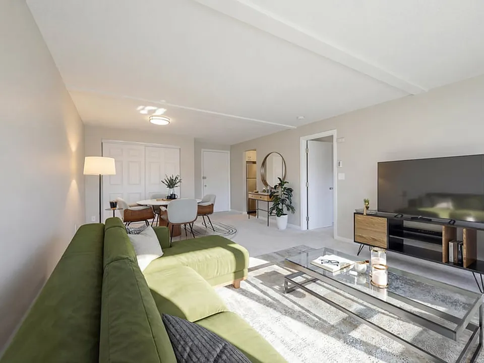 Princeton Green Apartments