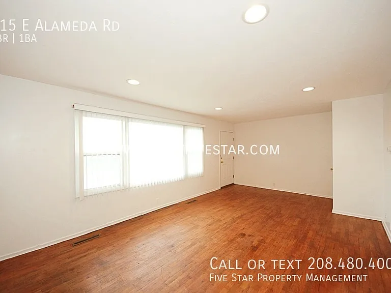 515 E Alameda Rd — Photo 2