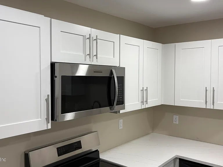 5933 Jammes Rd — Photo 18