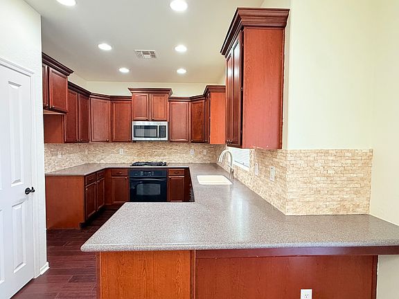 4th image of 1660 W Satinwood Dr