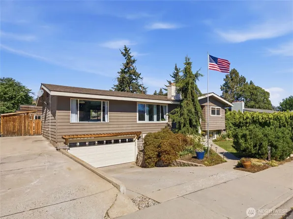 1116 Wedgewood Avenue, Wenatchee, WA 98801
