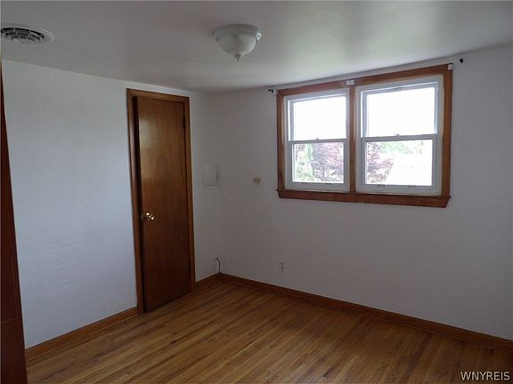 3rd image of 135 Elmwood Ave #2