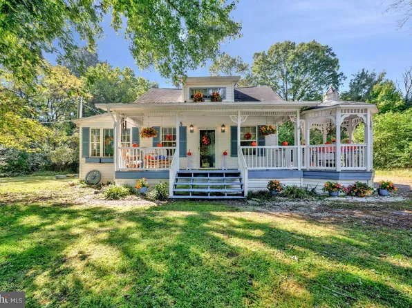 17385 Rock Point Rd, Newburg, MD 20664