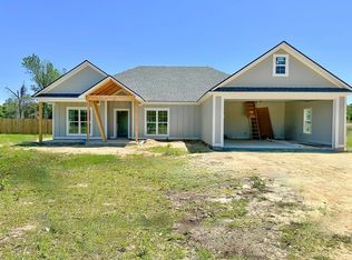 1906 Pebblewood E, Adel, GA 31620