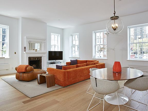 3rd image of 130 Beekman St APT 2B