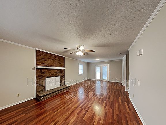 3rd image of 6434 Kathyrn Ct