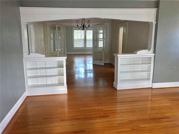 4th image of 3008 W San Miguel St