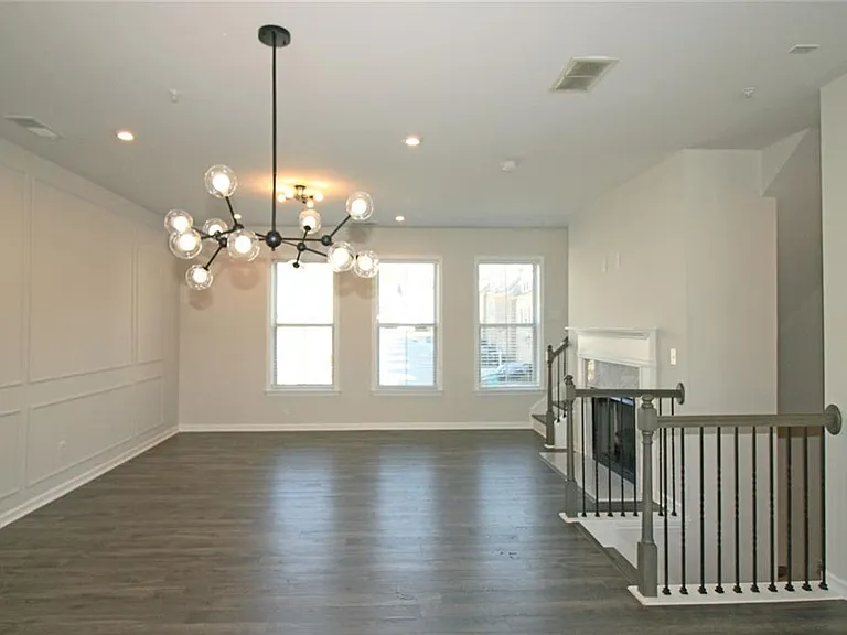 1675 Coasta Way — Photo 7