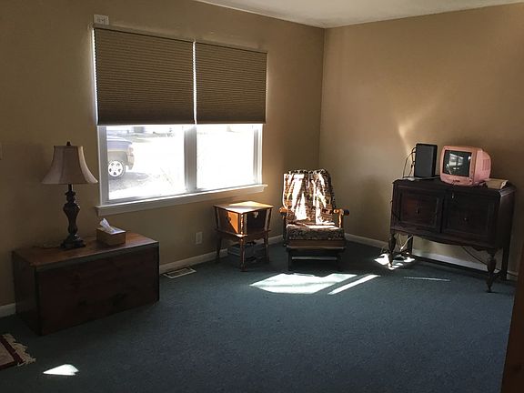 2nd image of 3082 Arnold Ave