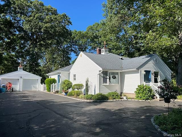 1st image of 96 Brooksite Drive