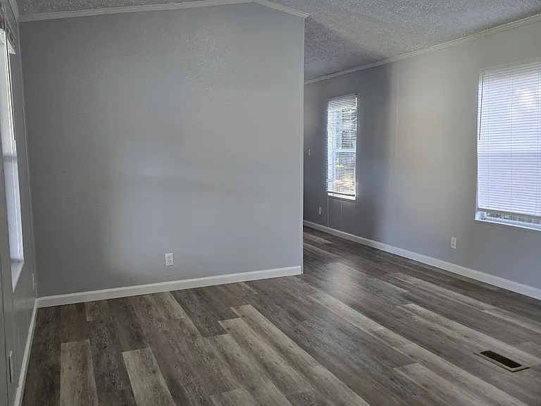 6121 Lucy St #3 — Photo 20