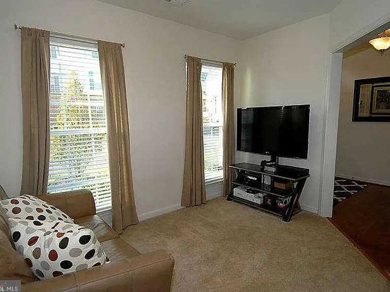 12603 Terranova Ln — Photo 11