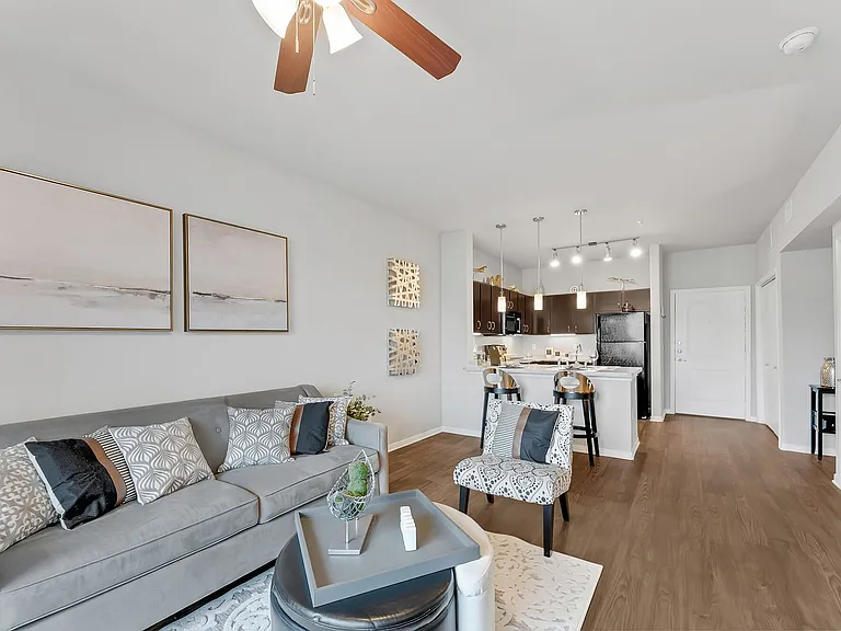 Gateway Cedars Apartments — Photo 12