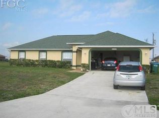 2020 NE 17th Pl, Cape Coral, FL 33909
