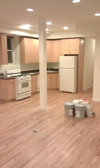 1st image of 2110 N Campbell Ave