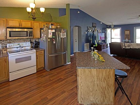 5th image of 3232 Dudley Dr