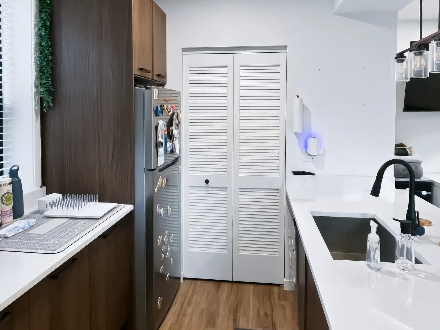2 bed, $3,115 — Photo 4
