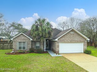 9711 W Oaklawn Rd, Biloxi, MS 39532