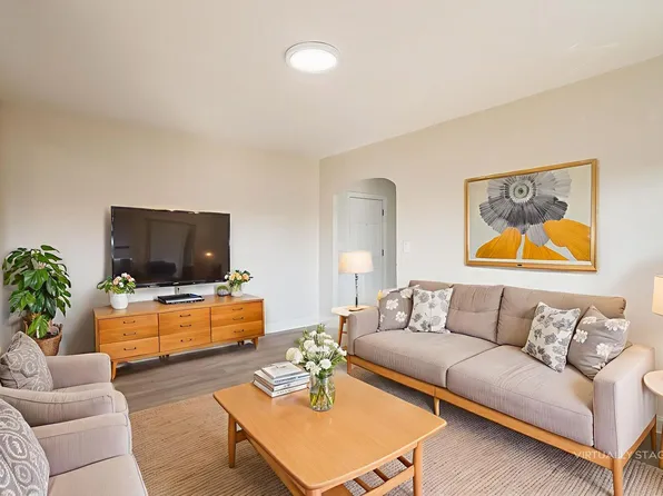 723 12th St SE, Washington, DC 20003