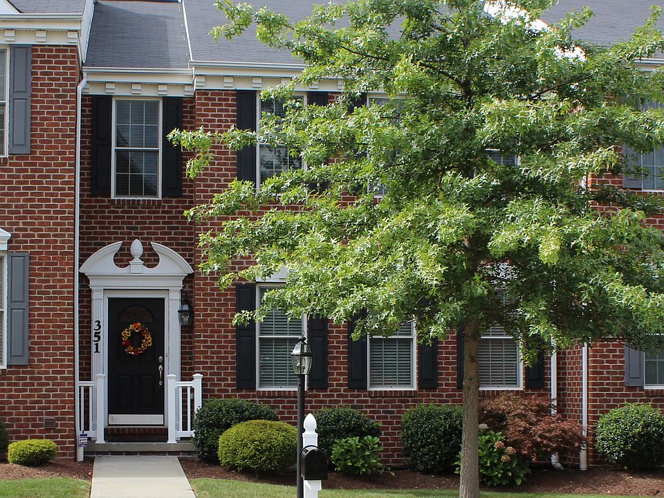 1st image of 351 Marshall Heights Dr