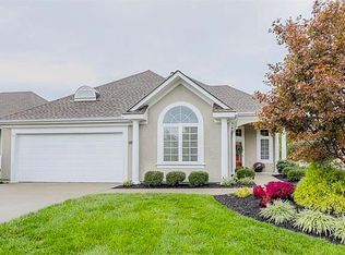 11549 S Carriage Rd, Olathe, KS 66062